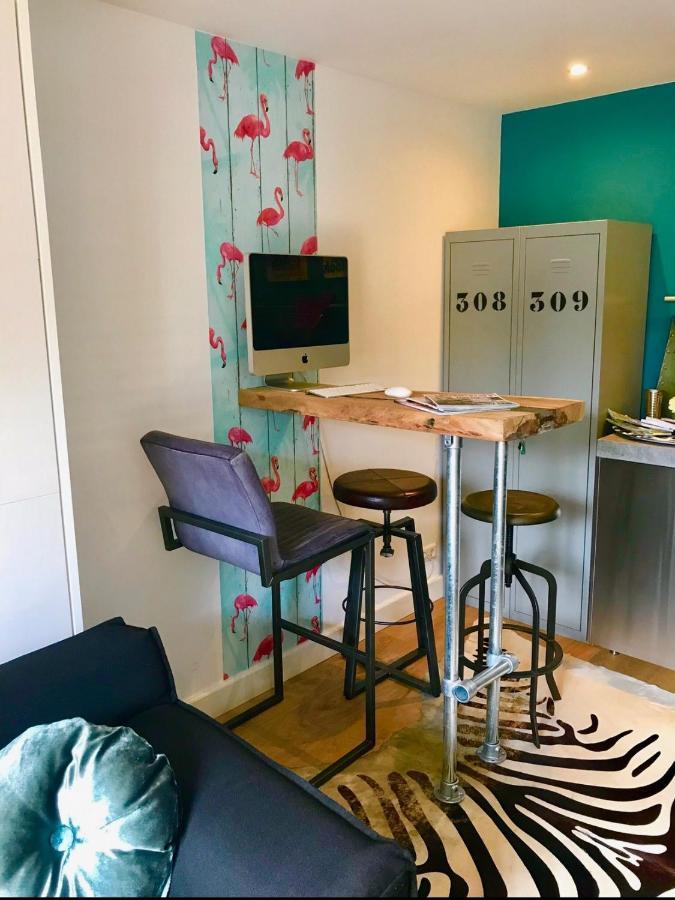 Boutique Hide & Seek, Bed & Beach Bed & Breakfast The Hague Exterior photo